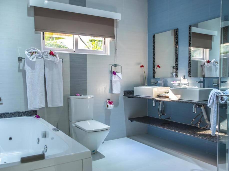 Island Charm Of Praslin Villa Victoria Bagian luar foto