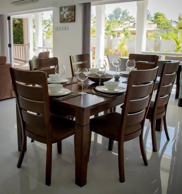Island Charm Of Praslin Villa Victoria Bagian luar foto